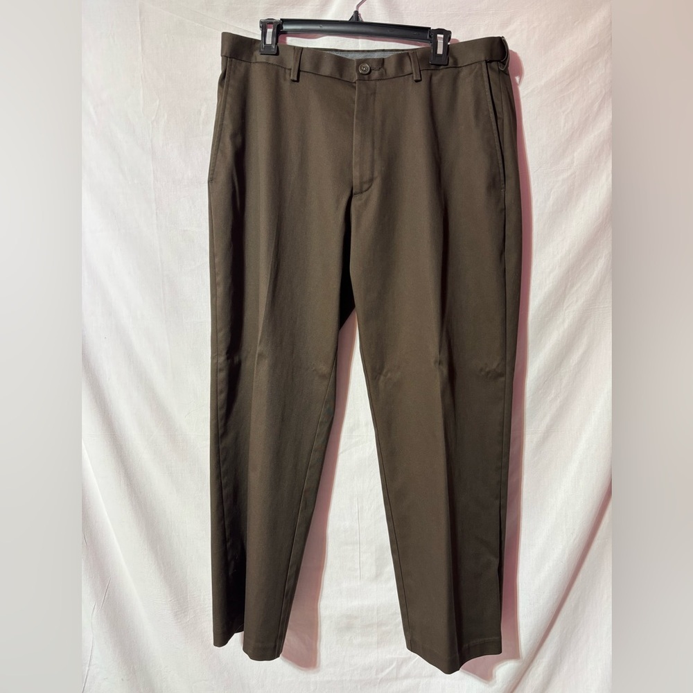Haggar Men's Chinos in Dark Brown